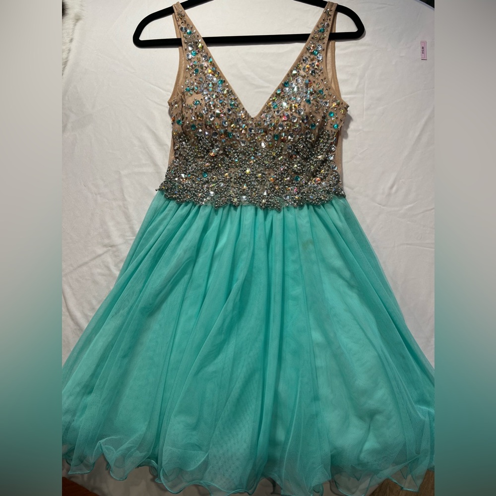 Betsy & Adam mini dress, size 6